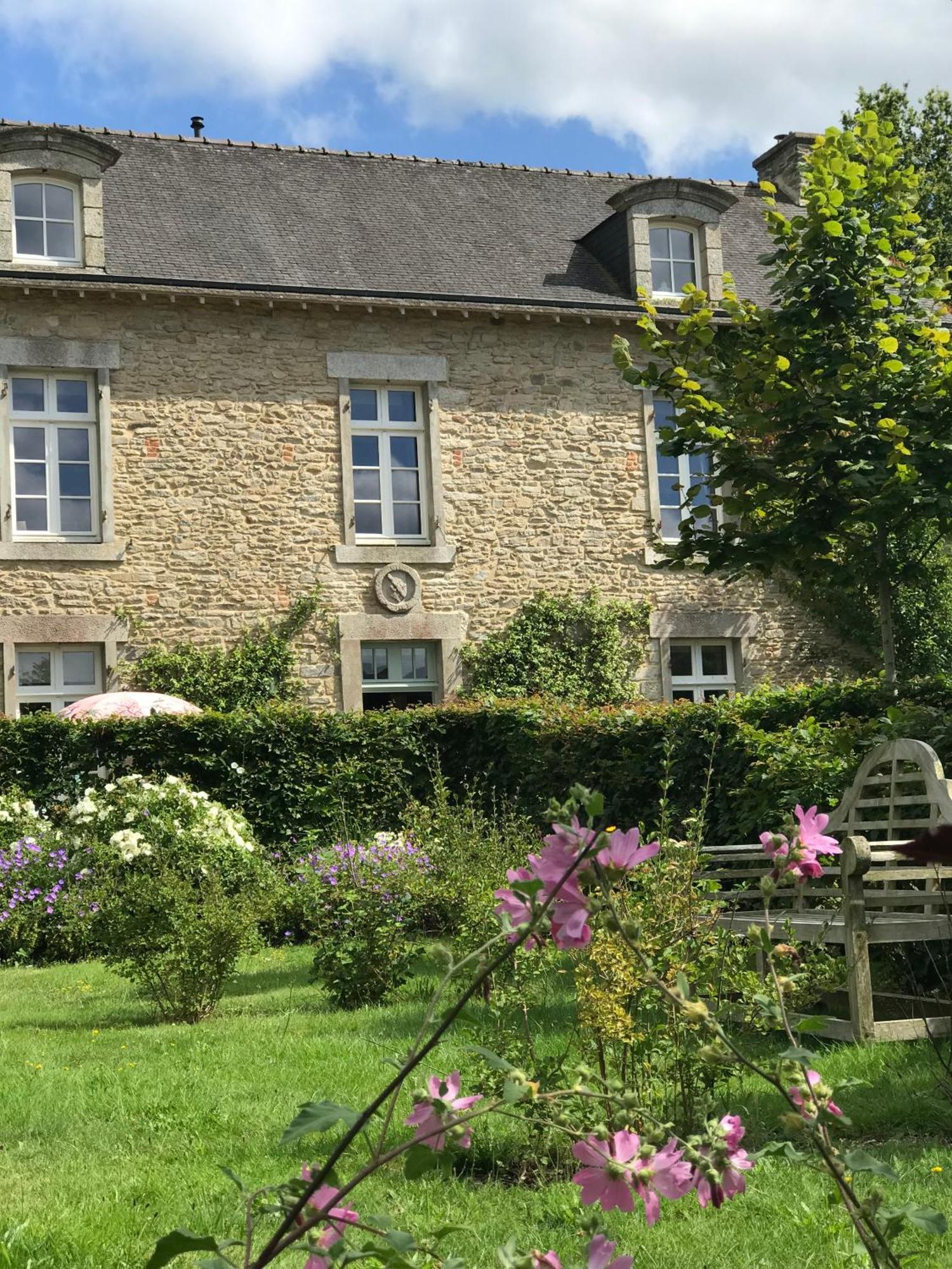 Manoir Saint-Andre,B&B De Charme Theix Exterior foto